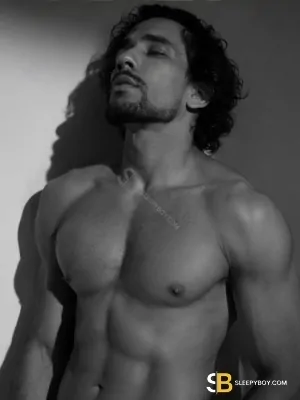 Bisexual Escort Kade 33yr - rimming