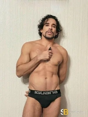 Bisexual Escort Kade 33yr - rimming
