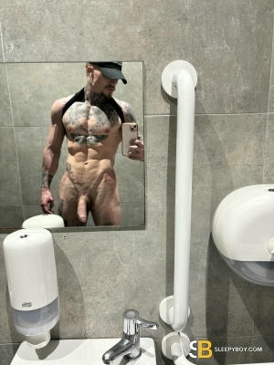 Gay Escort Cole 26yr - role