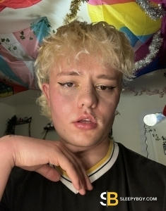 non-binary escort Corby Kris