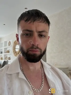 Gay Escort Ace 25yr - licking