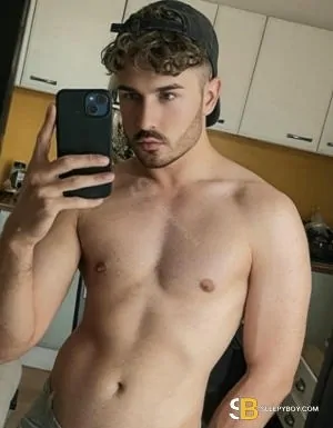 Gay Escort Leo 30yr - always safe sex