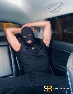 male rent boy London Aris