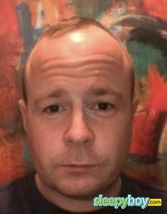 male rent boy Edinburgh Simon