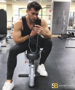 Bisexual Escort Lucas 30yr - sucking