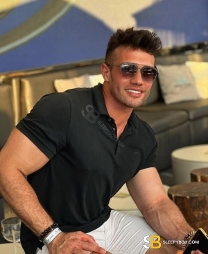 Bisexual Escort Lucas 30yr - sucking