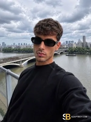 Gay Escort Pedro 23yr - double penetration