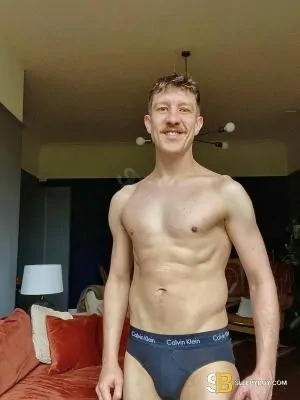 Gay Escort Marc 36yr - role