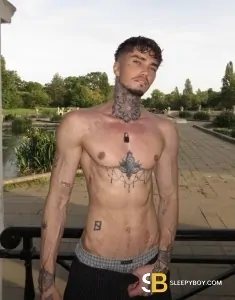 male rent boy London Logan
