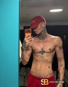 male rent boy Amsterdam Logan