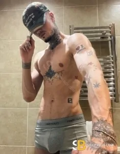 male rent boy London Logan