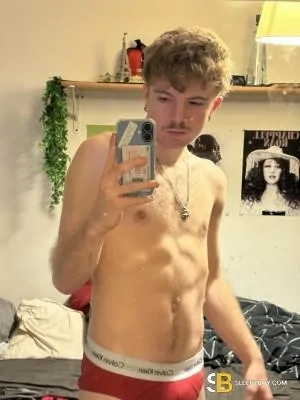 Gay Escort Riley 21yr - double penetration