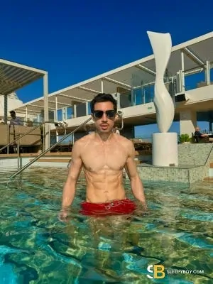 Gay Escort Peter 38yr - role