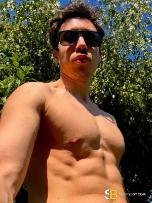 Gay Escort Alex 33yr - trios