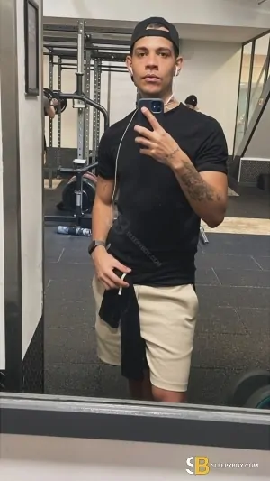 Bisexual Escort Vitor Xxl 27yr - licking