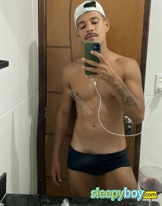 male escort Southampton Vitor Xxl