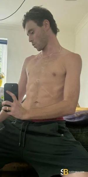 Gay Escort Liam 30yr - trios