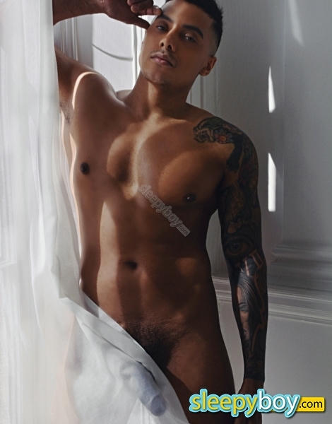 male rent boy Victoria Denis Xxl 26,