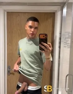 male escort Birmingham Erick