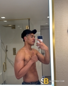 male rent boy London Mateus