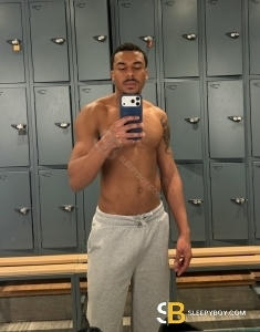 male rent boy London Lucca