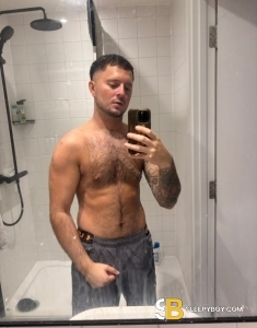 male rent boy Manchester Lee
