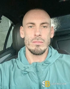 male rent boy Newcastle Upon Tyne Tony