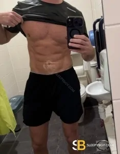 male rent boy Newcastle Upon Tyne Tony