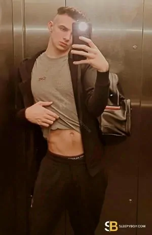 Gay Escort Naoh 23yr - role