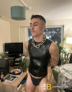 male rent boy Mile End Adam