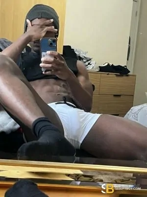 Bisexual Escort Zolah Flame 29yr - rimming