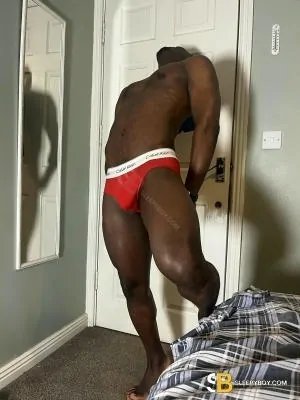 Bisexual Escort Zolah Flame 29yr - rimming
