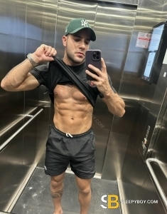 male escort Newcastle Brazilianlucca