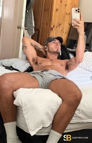 Gay Escort Max 31yr - trios