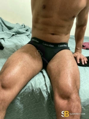 Gay Escort Max 31yr - licking