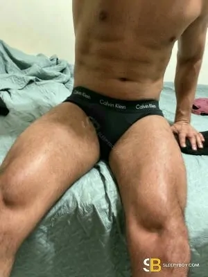 Gay Escort Max 31yr - licking