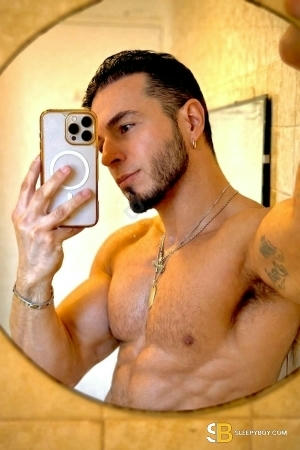 Gay Escort Max 31yr - blowjob