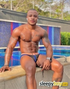 male rent boy Notting Hill Nykolas Lyncon