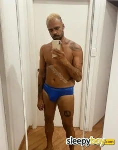 male rent boy Regent's Park Lucasxxl