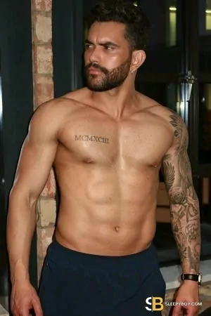 Bisexual Escort Jose Alefy 27yr - role