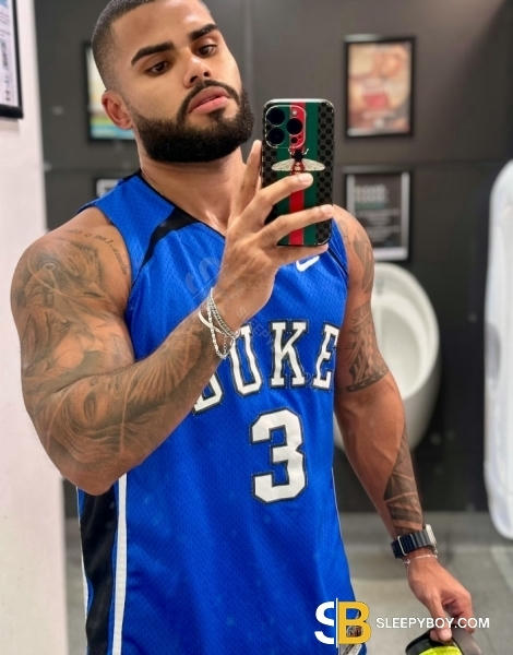 male rent boy Paddington Italo