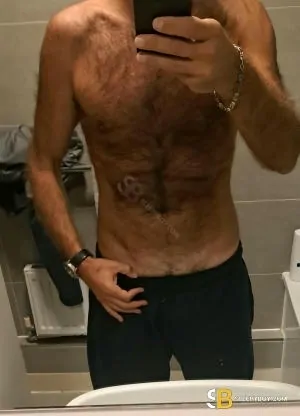Gay Escort Alex 50yr - licking