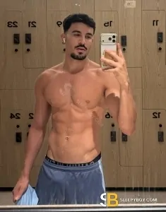 male escort London Logan Xxl
