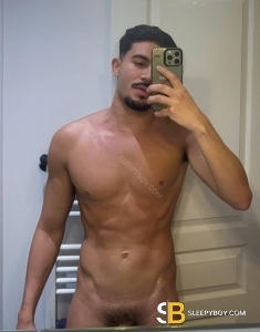 male escort London Logan Xxl