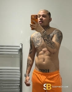 male rent boy Edinburgh Vinicius