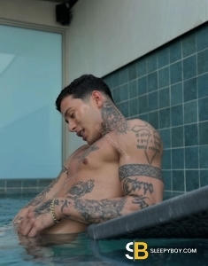 male rent boy West Kensington Gustavo