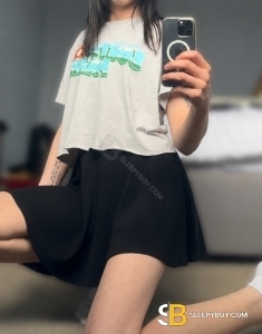 non-binary rent boy Barnsley Robin
