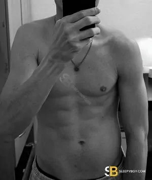 Bisexual Escort D 27yr - role