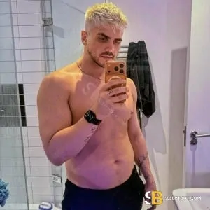 Bisexual Escort Tommy Xl 32yr - double penetration