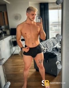 male escort Manchester Tommy Xl